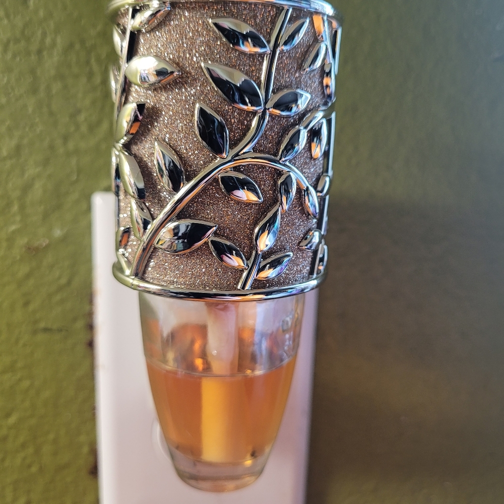 Wallflowers Plug in 🔌